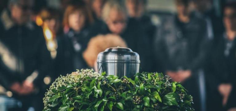 Les plaques funéraires personnalisées, comment créer un hommage